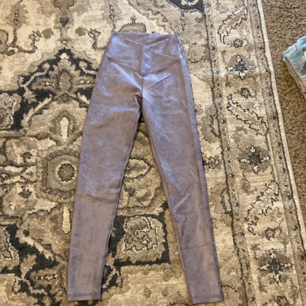 Offline by Aerie crossover leggings